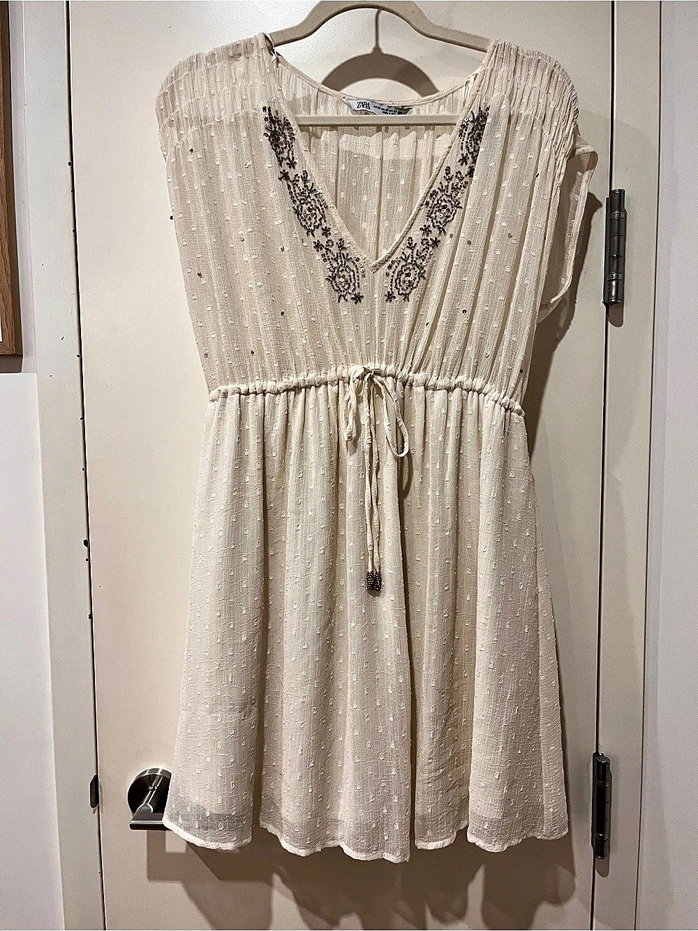 Zara Mini Beaded Dress in Cream Size XS Like New